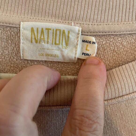 Nation LTD Matty Sweatshirt with Poplin Sleeves size Large. Almond Milk color - Picture 4 of 14